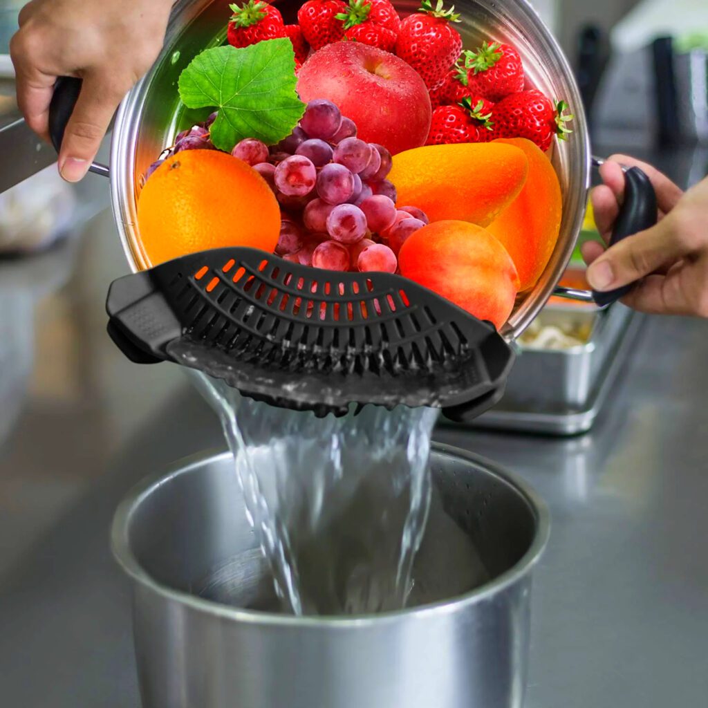 Auoon Clip-On Food Strainer